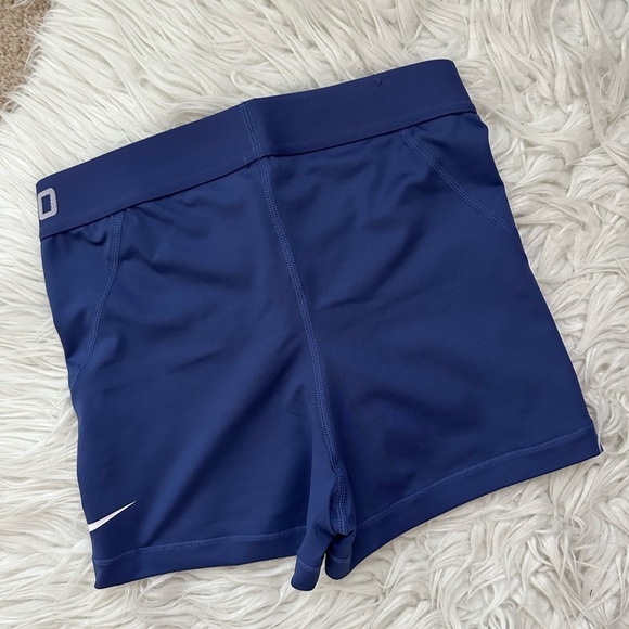 Nike Pro Shorts Purple Small - Picture 2 of 3